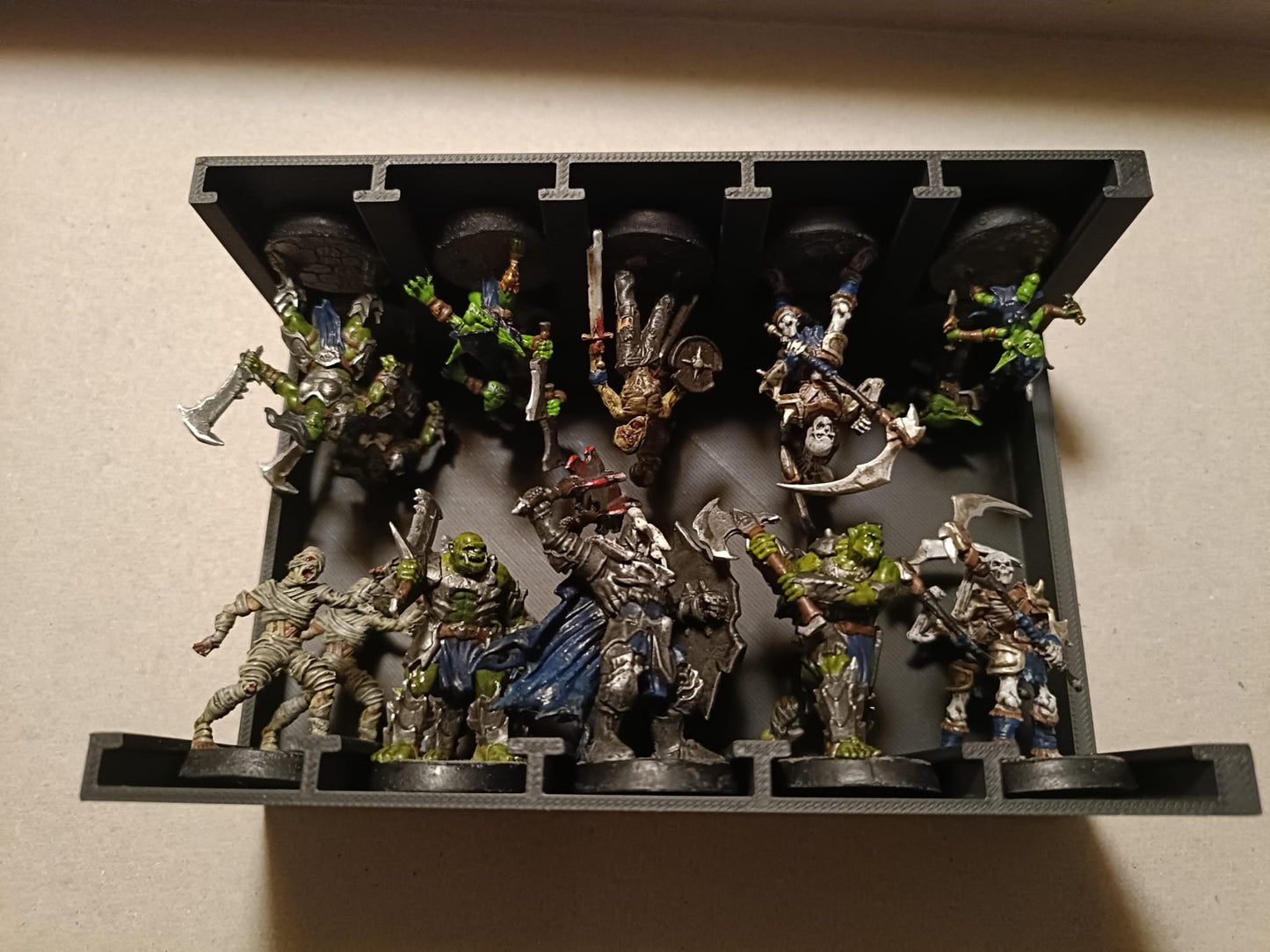 HeroQuest organizer - bakjes voor al je figuren en andere toebehoren